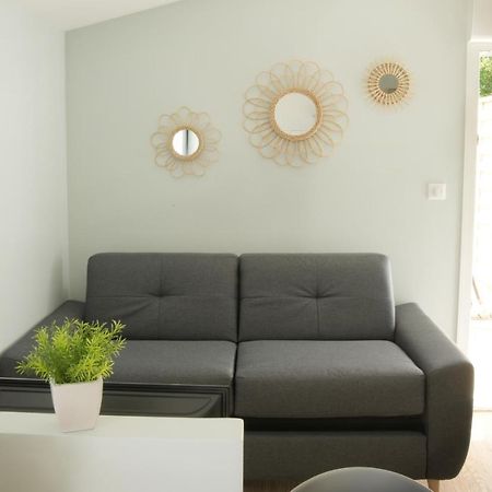 Apartmán T2 - 28M2 Avec Cour Et Stationnement, Wifi Et Linge Fournis Angoulême Exteriér fotografie