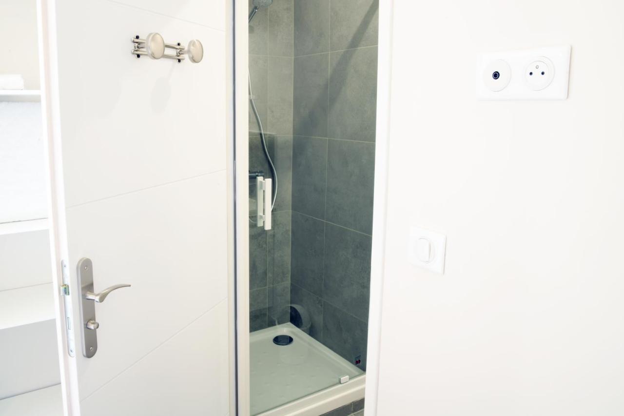 Apartmán T2 - 28M2 Avec Cour Et Stationnement, Wifi Et Linge Fournis Angoulême Exteriér fotografie