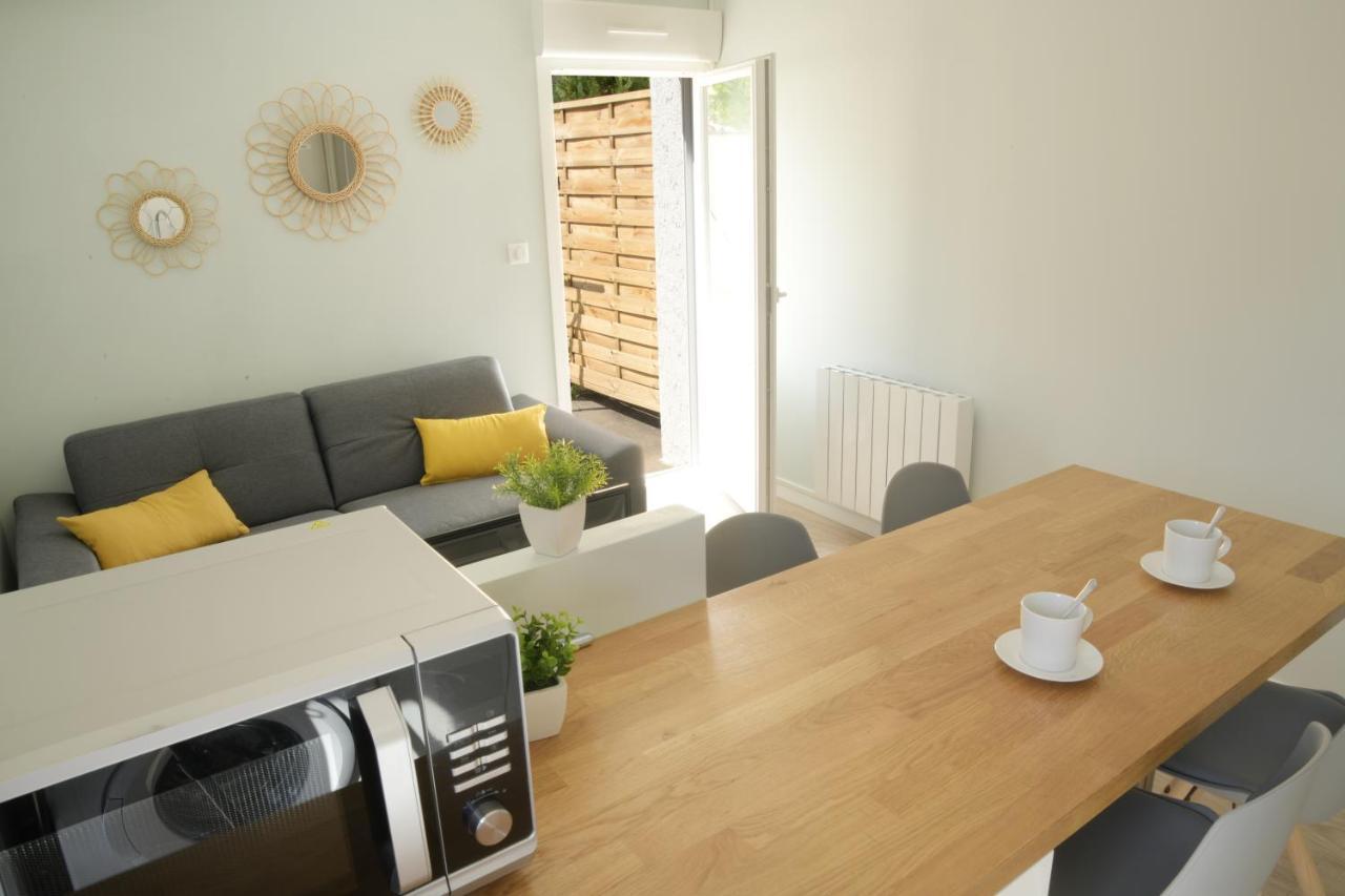 Apartmán T2 - 28M2 Avec Cour Et Stationnement, Wifi Et Linge Fournis Angoulême Exteriér fotografie
